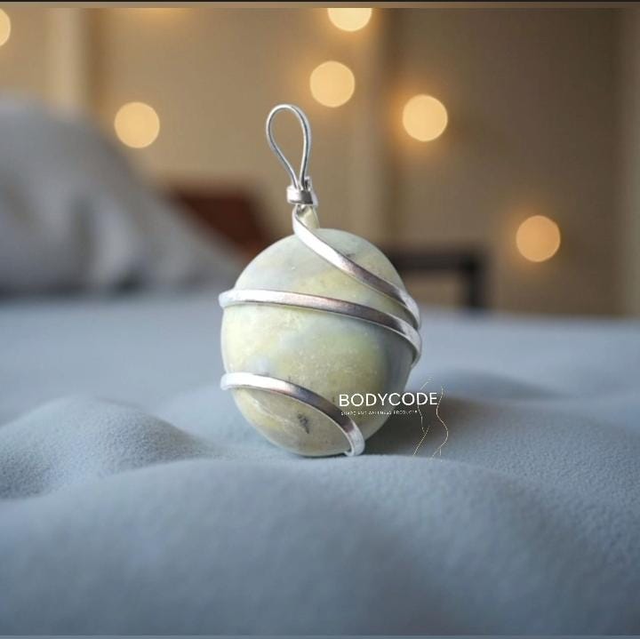 Serpentine Tumble Pendant 
₹ - 1500/- + Certificate