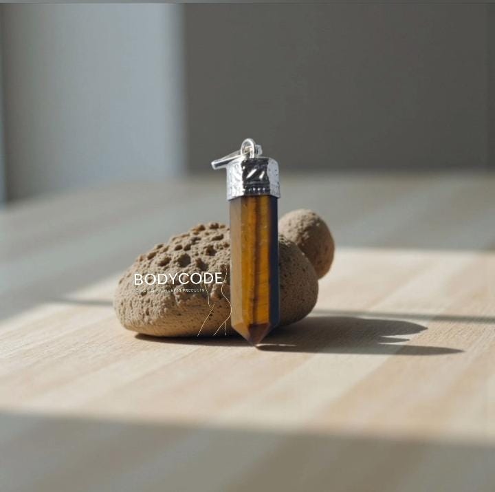 Tiger Eye Pendant for Courage Will Power enhance metal Clarity aids of objective decision making 
₹ - 1500/- + Certificate